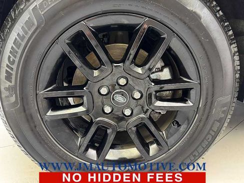 Used 2025 Land Rover Defender 110 S AWD/4WD image 9