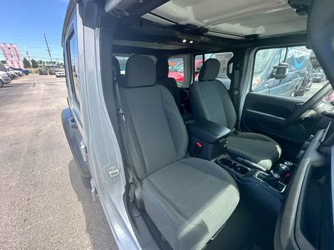 Used 2024 Jeep Wrangler Unlimited Sport AWD/4WD image 25
