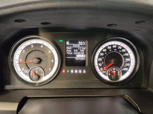 Used 2015 RAM 1500 Express image 23