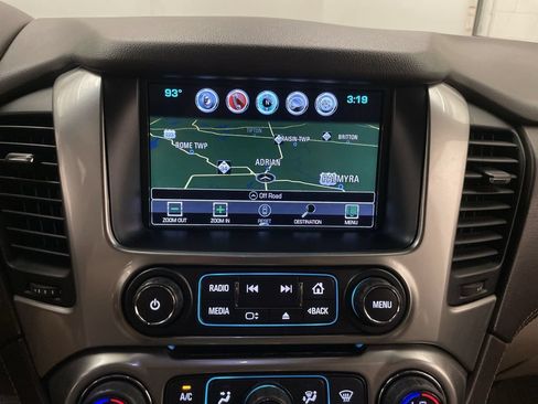 Used 2018 Chevrolet Tahoe LT w/ Luxury Package AWD/4WD image 8