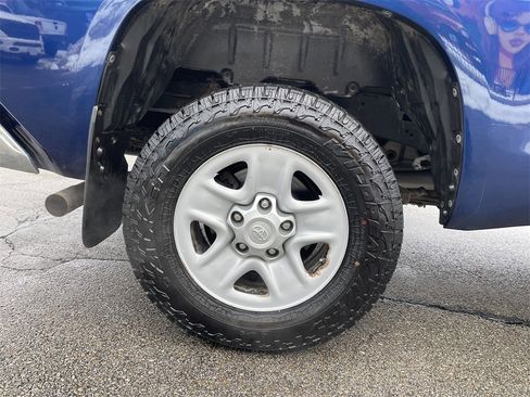 Used 2015 Toyota Tundra SR5 image 12