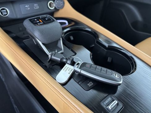 Used 2023 Nissan Rogue Platinum w/ Platinum Premium Package image 23