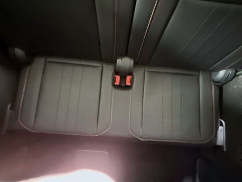 Used 2024 Volkswagen Tiguan Wolfsburg Edition image 27