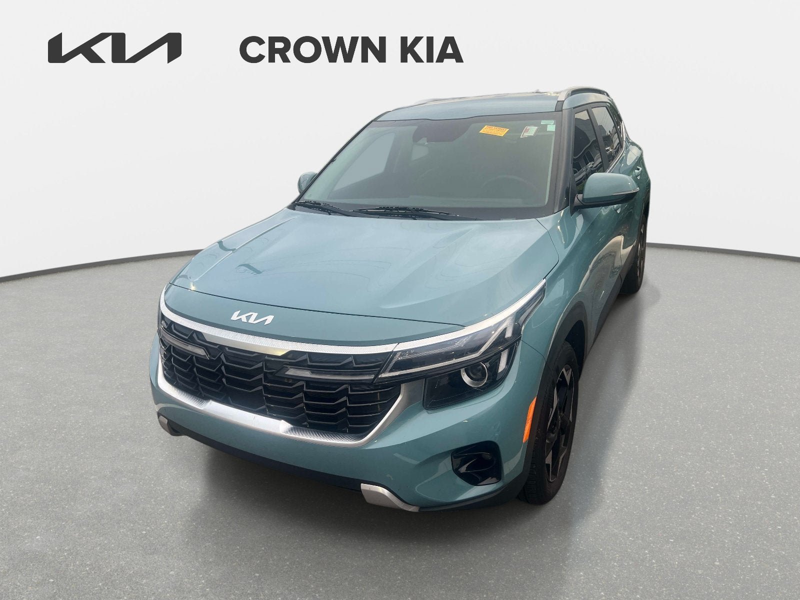 Certified 2024 Kia Seltos EX FWD image 2