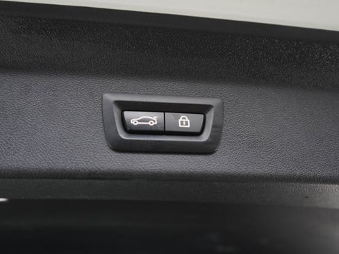Used 2021 BMW X3 xDrive30i AWD/4WD image 17