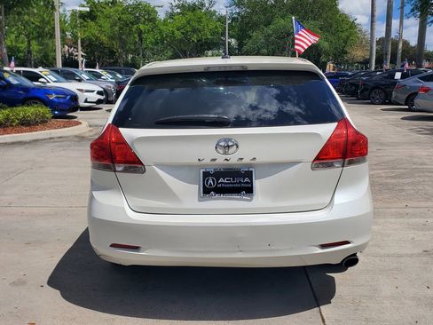 Used 2010 Toyota Venza image 4
