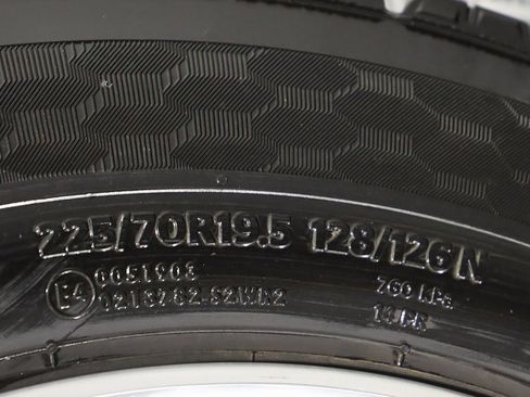 Used 2025 Ford F450 King Ranch w/ FX4 Off-Road Package image 55