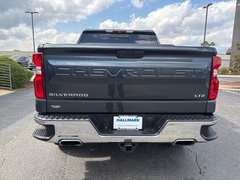Used 2019 Chevrolet Silverado 1500 LTZ w/ LTZ Premium Package image 6