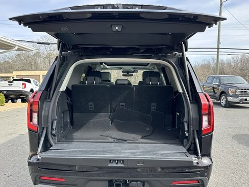 Used 2025 Ford Expedition Active image 44