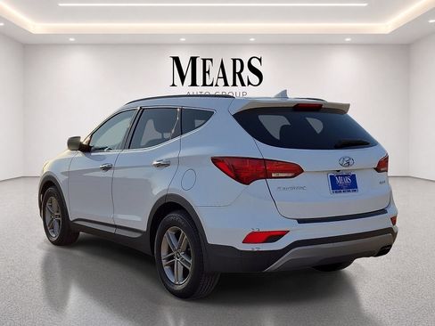 Used 2017 Hyundai Santa Fe Sport FWD image 3