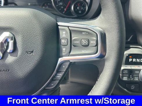 Used 2025 RAM 1500 Laramie AWD/4WD image 41