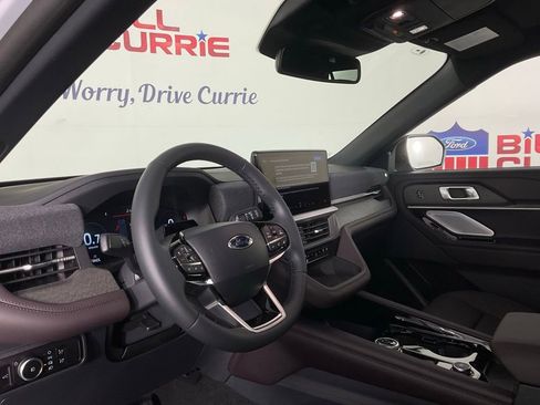 New 2026 Ford Explorer Platinum RWD image 13