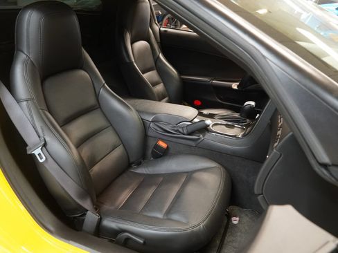Used 2011 Chevrolet Corvette Grand Sport RWD image 25