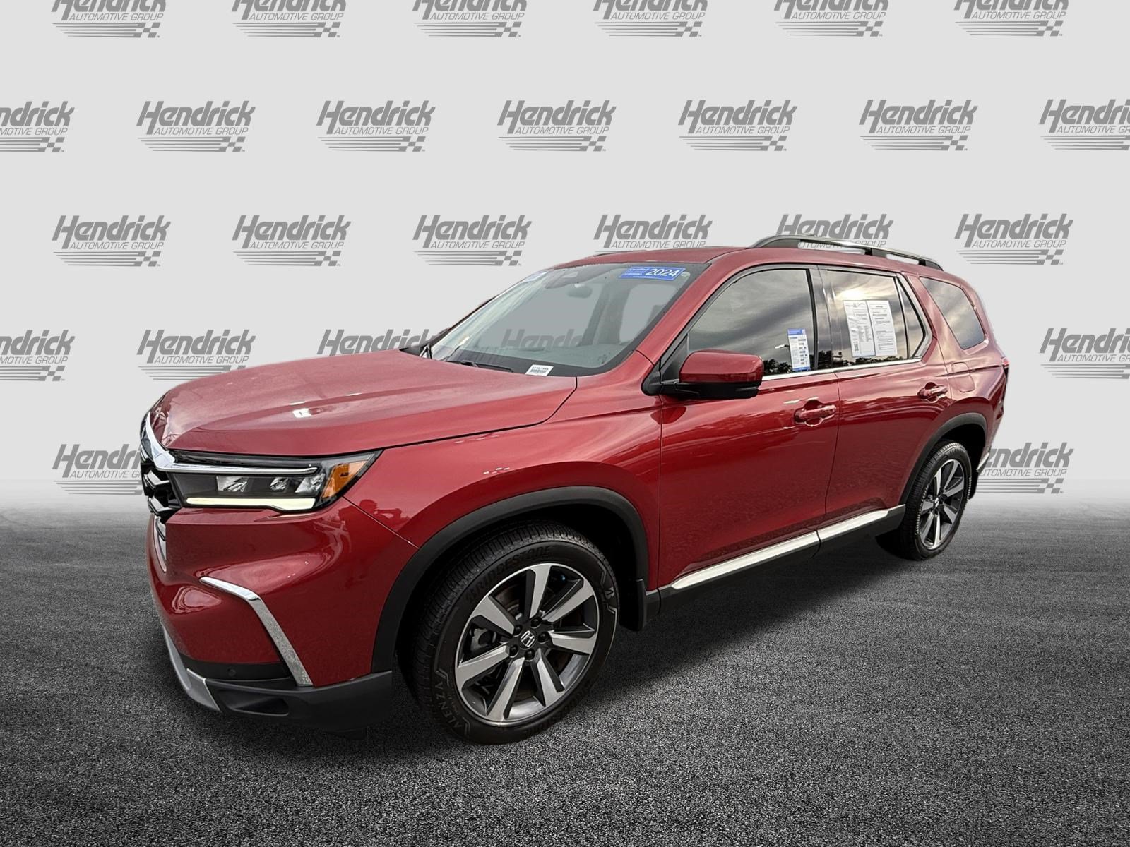 Certified 2024 Honda Pilot Touring image 5
