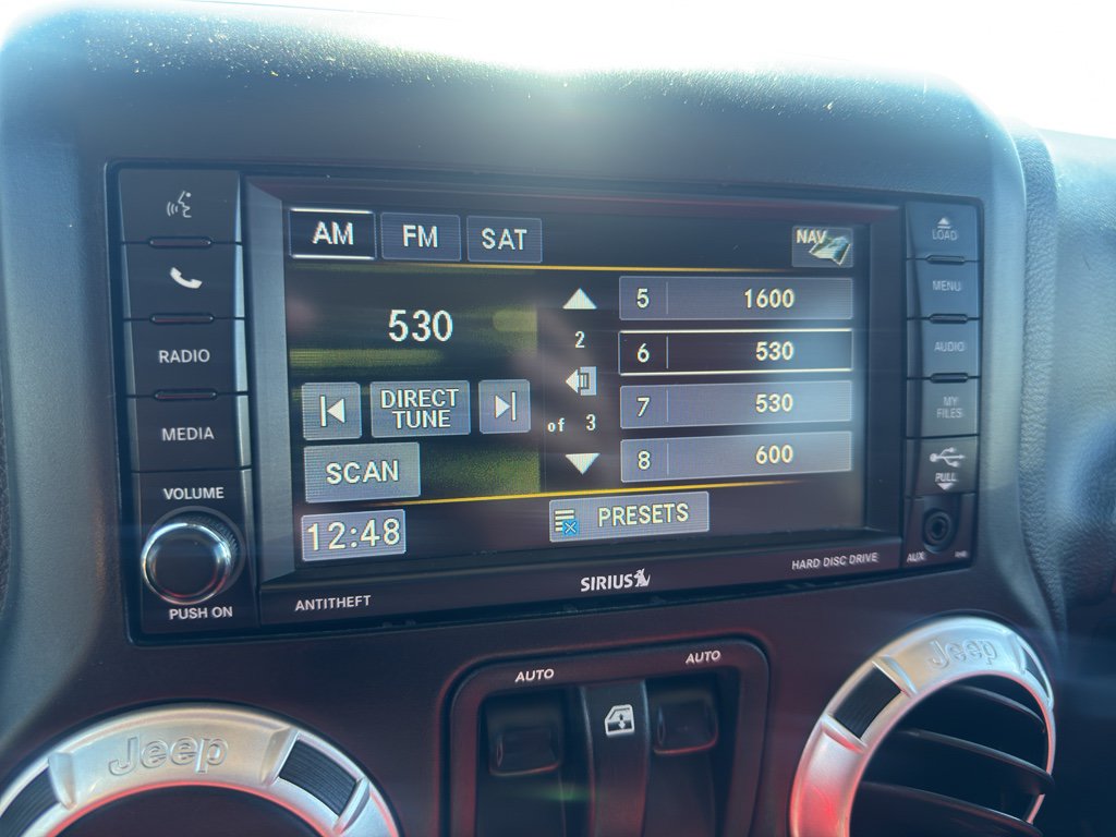 Used 2013 Jeep Wrangler Rubicon AWD/4WD image 29
