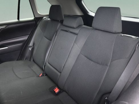 Used 2024 Toyota RAV4 LE image 34