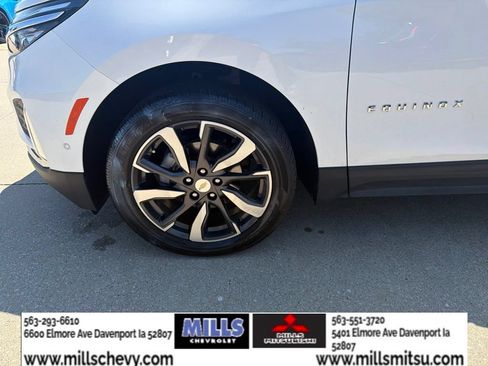 Used 2023 Chevrolet Equinox Premier AWD/4WD image 9