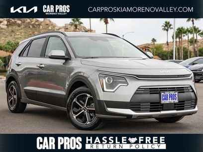 Used 2025 Kia Niro EX