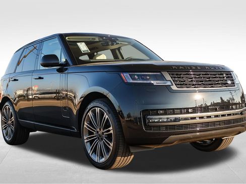New 2026 Land Rover Range Rover SE image 3