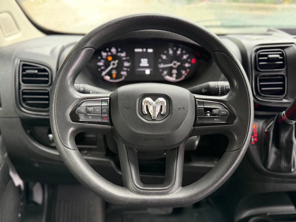 Used 2023 RAM ProMaster 2500 FWD image 37