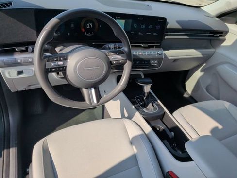 Used 2024 Hyundai Kona SEL AWD/4WD image 12