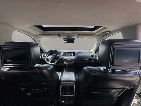 Used 2013 INFINITI JX35 AWD w/ Premium Pkg image 17