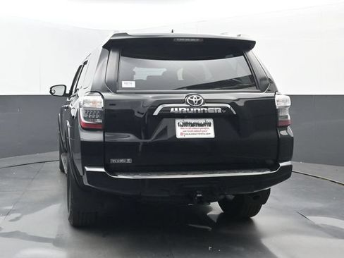 Used 2014 Toyota 4Runner SR5 RWD image 18