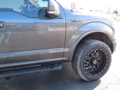 Used 2019 Ford F150 Lariat w/ Equipment Group 502A Luxury image 24