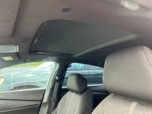 Used 2024 Honda Accord Sport image 8