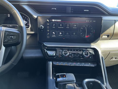 Used 2024 GMC Sierra 1500 Denali w/ Denali Reserve Package image 30