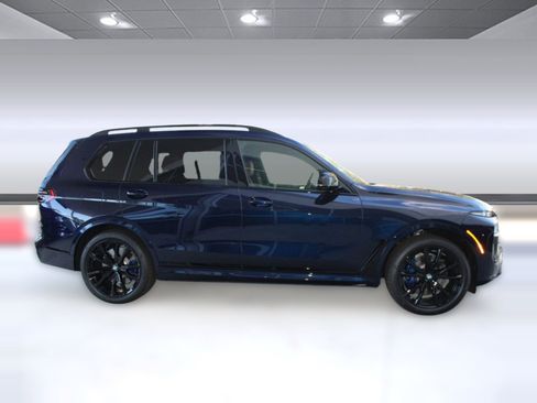 New 2026 BMW X7 M60i image 8