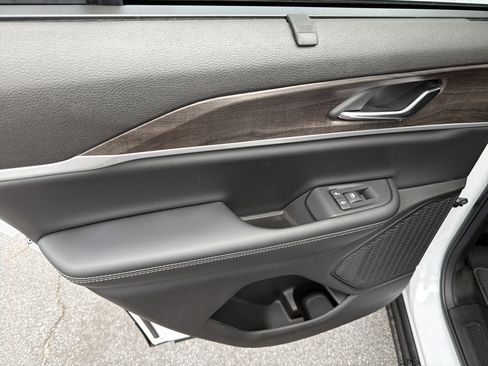 New 2025 Jeep Grand Cherokee Limited image 23