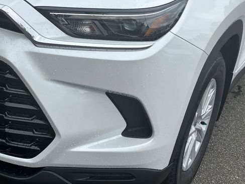 New 2026 Toyota Grand Highlander AWD image 11