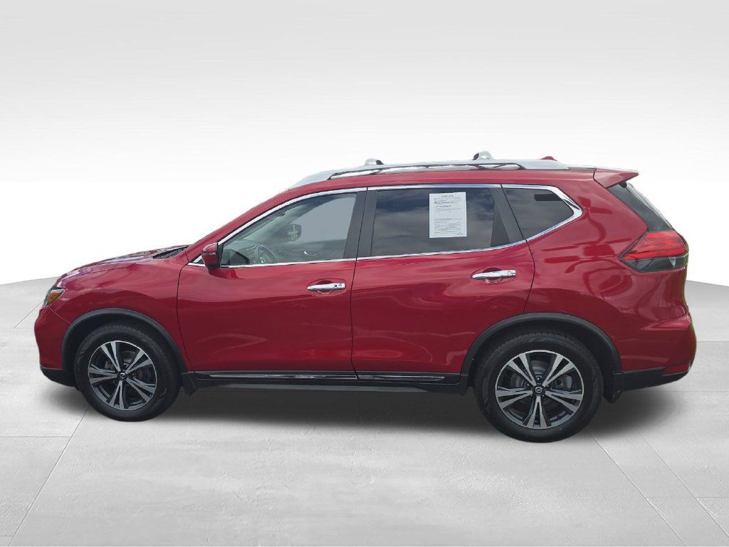Used 2017 Nissan Rogue SL w/ SL Premium Package FWD image 2