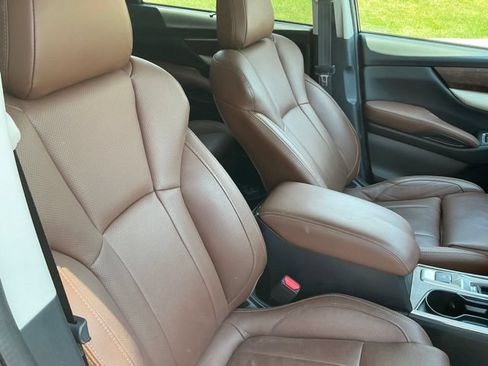 Used 2022 Subaru Ascent Touring w/ Popular Package #2A AWD/4WD image 19