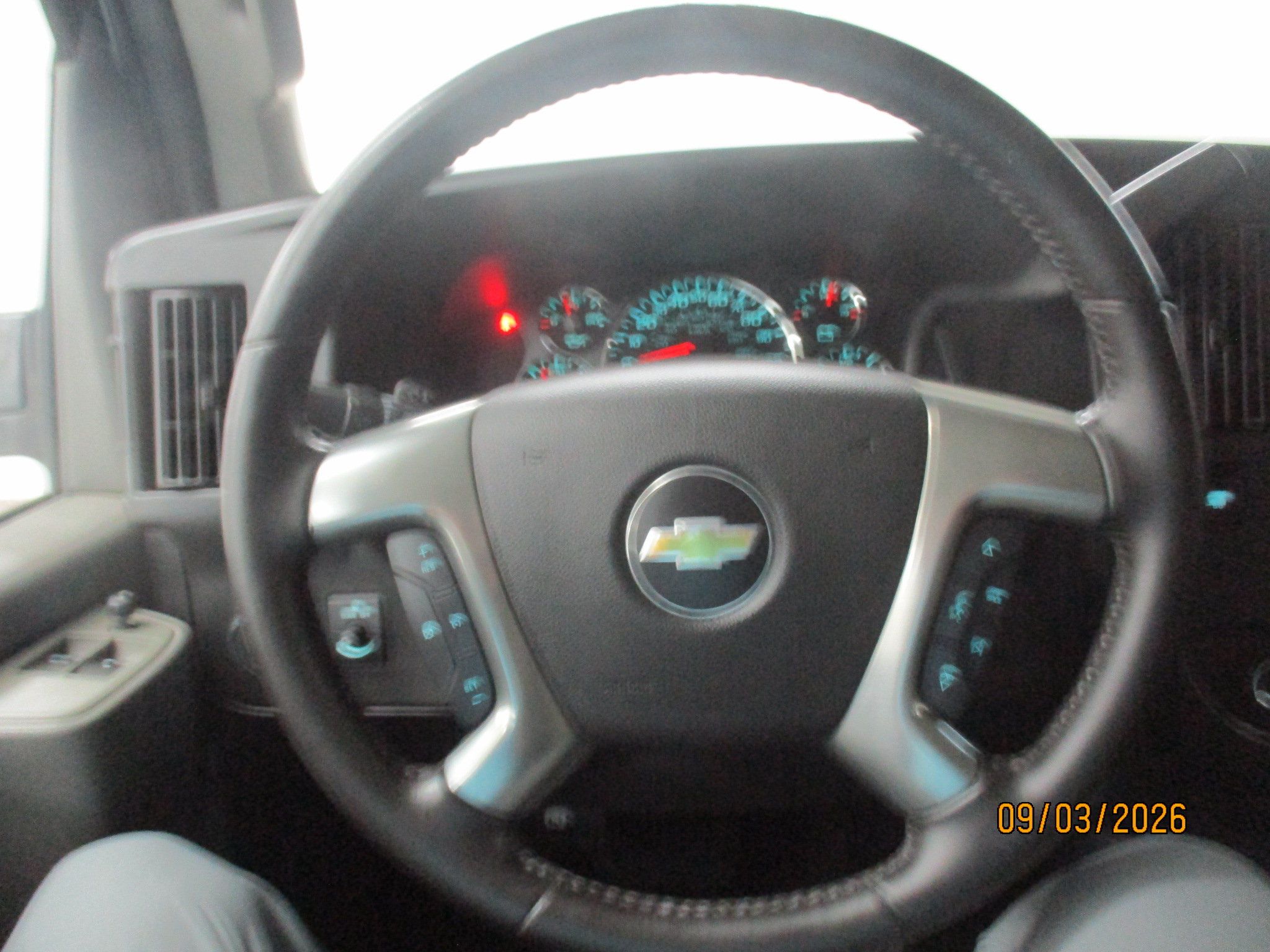 Used 2017 Chevrolet Express 2500 LS RWD image 20