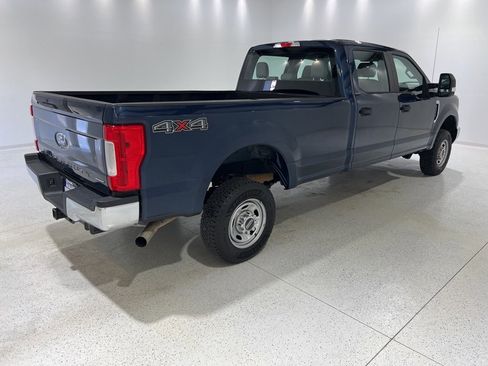 Used 2019 Ford F250 XL w/ Power Equipment Group image 5