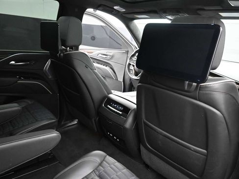 Used 2023 Cadillac Escalade Sport Platinum image 28
