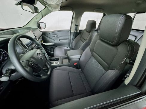 New 2026 Nissan Frontier SV w/ Tow Package AWD/4WD image 17