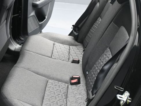 New 2026 Nissan Kicks SV AWD/4WD image 17