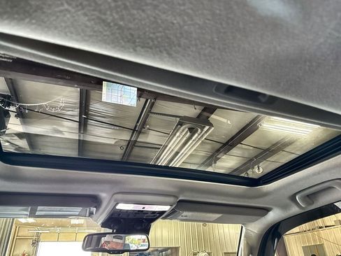 Used 2024 Toyota 4Runner TRD Off-Road Premium w/ Moonroof Package AWD/4WD image 26