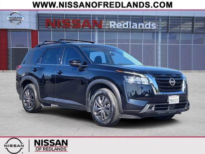 Used 2022 Nissan Pathfinder SV