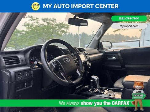 Used 2019 Toyota 4Runner TRD Off-Road Premium AWD/4WD image 8