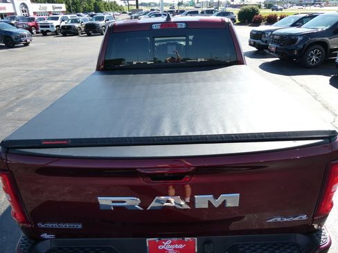 Used 2025 RAM 1500 Laramie w/ Sport Appearance Package AWD/4WD image 17