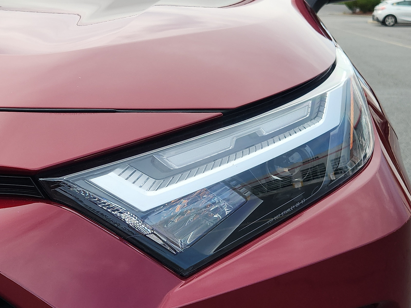 Used 2024 Toyota RAV4 LE AWD/4WD image 9