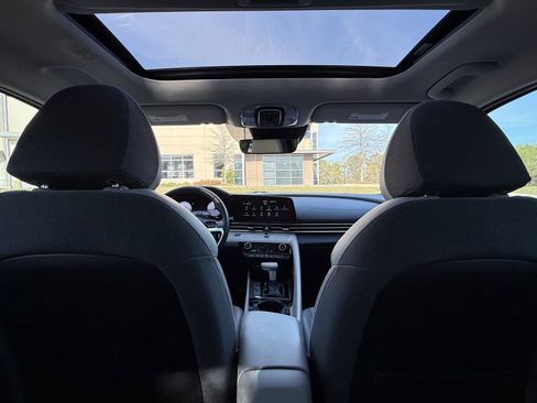 Used 2023 Hyundai Elantra Limited w/ Cargo Package image 33