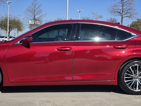 Certified 2025 Lexus ES 350 w/ Premium Package image 15