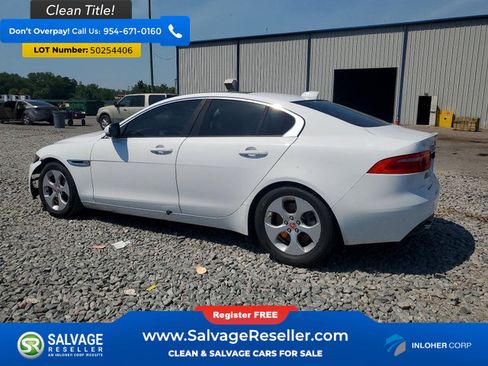 Used 2017 Jaguar XE RWD image 3