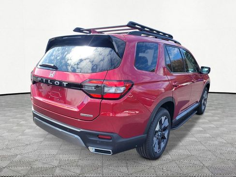New 2026 Honda Pilot Touring image 7