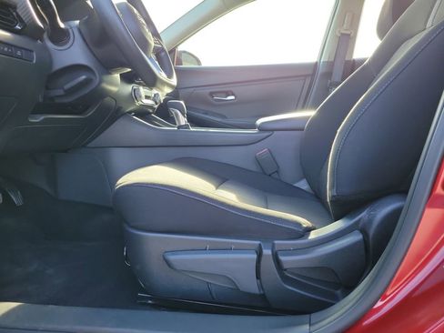 Used 2024 Nissan Sentra SV image 17